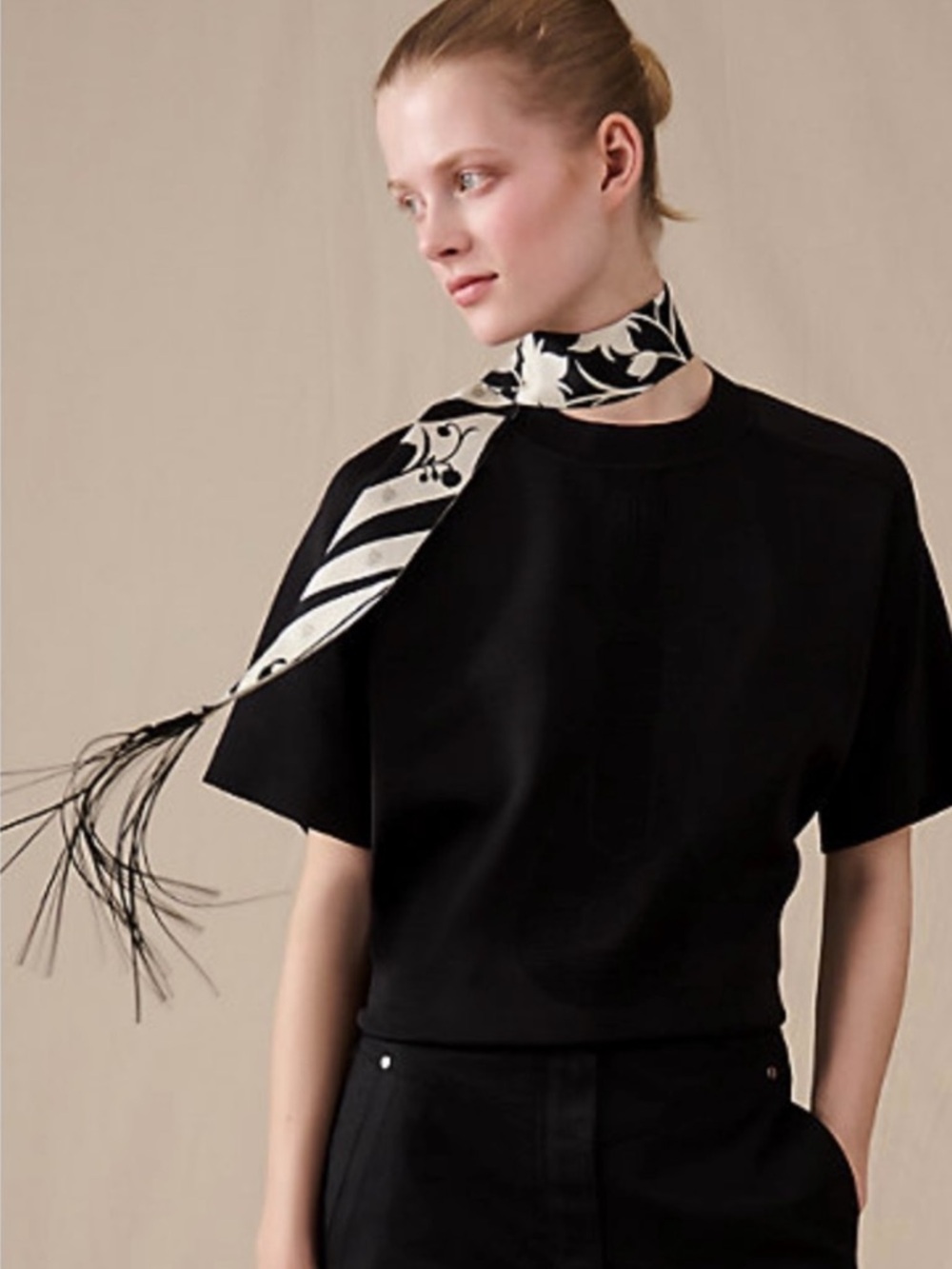 🖤HERMES Black Mulit Floral🦓 White Twilly Fringe Purse 👜 Scarf Charm Tie